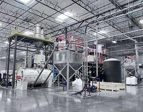 Pneumatic vacuum conveying and storage silos for bulk solids transport