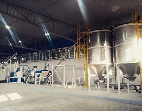 Auto Feeding Mixing Weighing Conveying System For PVC Profile Extrusion Line